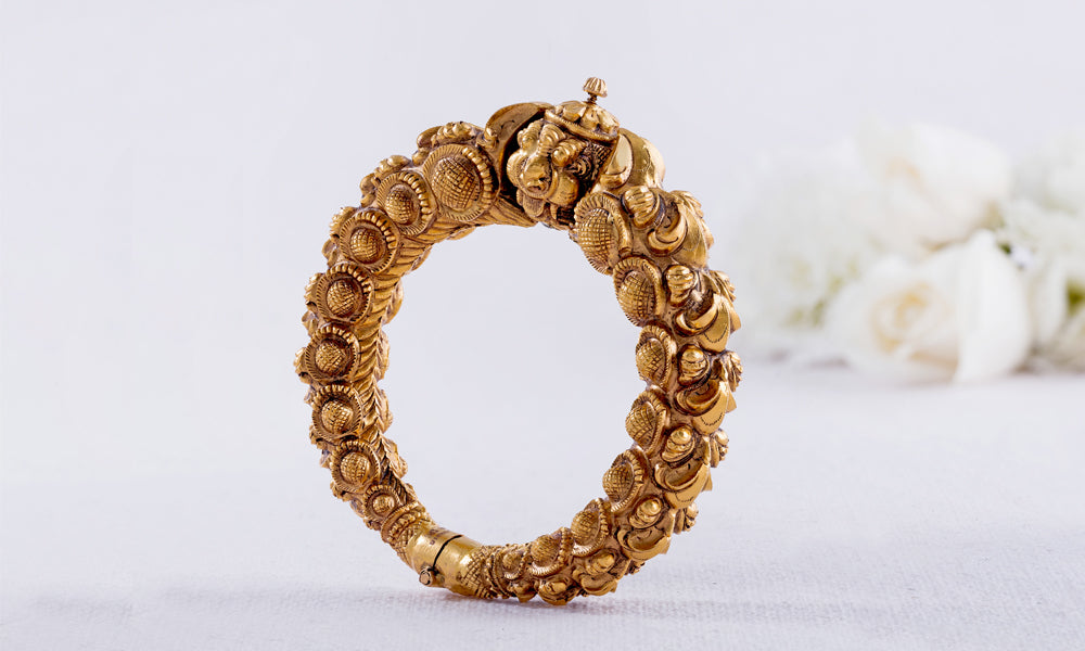 Rock your wedding with this stunning collection of bridal jewellery